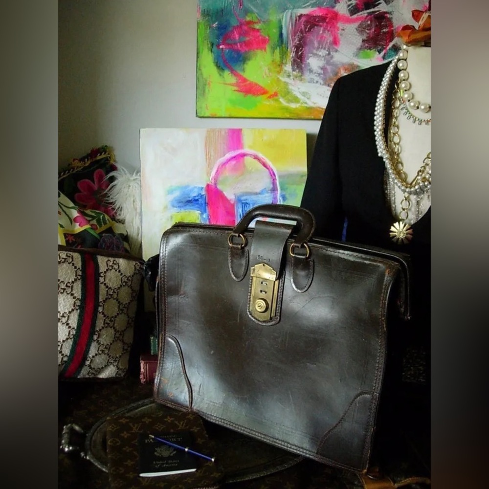 Sharp Vintage Dark Brown LEATHER Unisex Briefcase Gladstone Tote Keepall Case